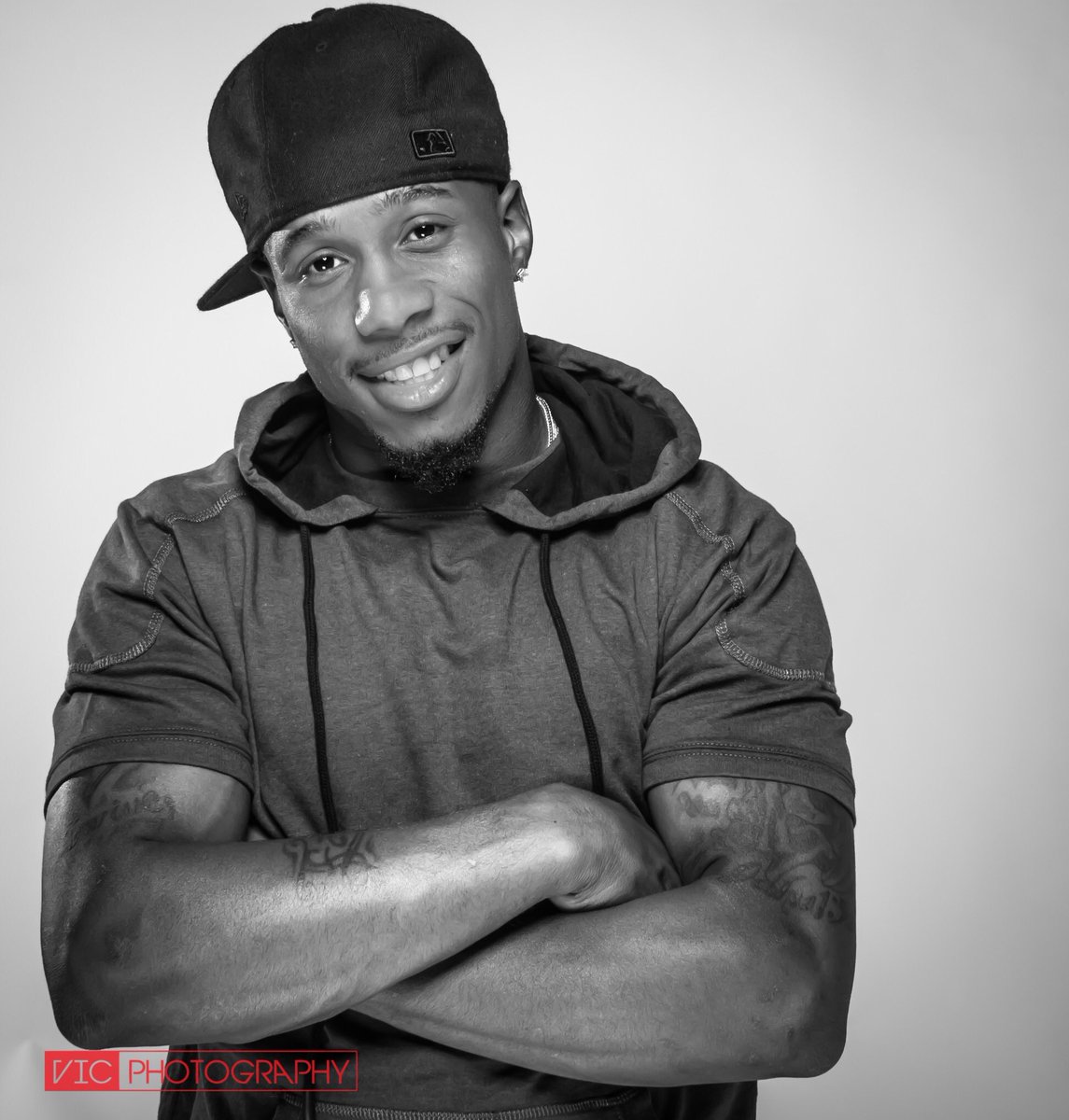 vic_protography's tweet photo. Carlin Isles fastest man in Rugby team USA https://t.co/fYJG9hZcDo