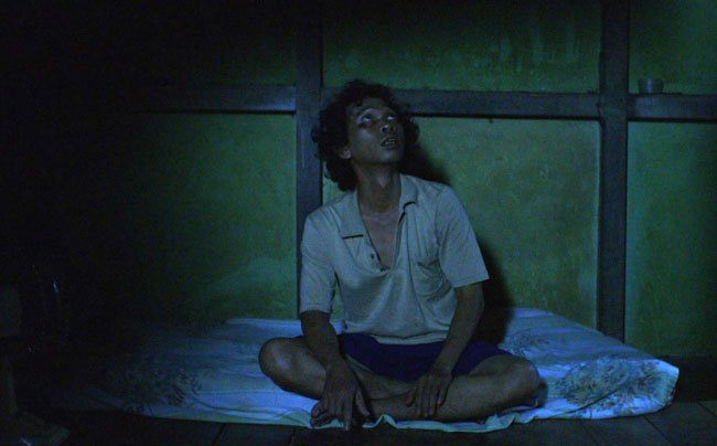 Movie Review: Istirahatlah Kata-Kata bit.ly/2iCy069