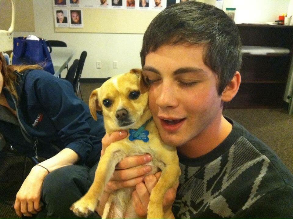 Olha só que coisinha mais linda da mamãe fazendo aniversário, meu Percy sempre!! HAPPY BDAY LOGAN LERMAN 