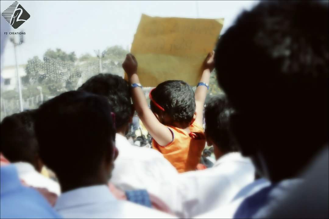 Vijay80977312's tweet photo. #wedojallikattu #jallikattu #tamilnadu #savejallikattu #coimbatore_youth_rocks #alanganallor #protest #incoimbatore https://t.co/00X3eALwRY