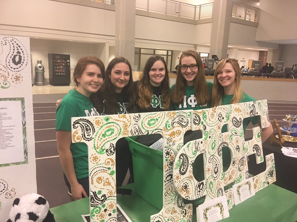 PiPhiEpsilon's tweet photo. We wear our letters on the front because our sisters have our backs! #piphie #whygreek #capfsl https://t.co/hgSqI8koi2
