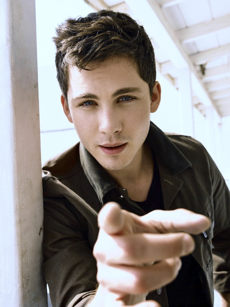HAPPY BDAY LOGAN LERMAN Lindo da vida 