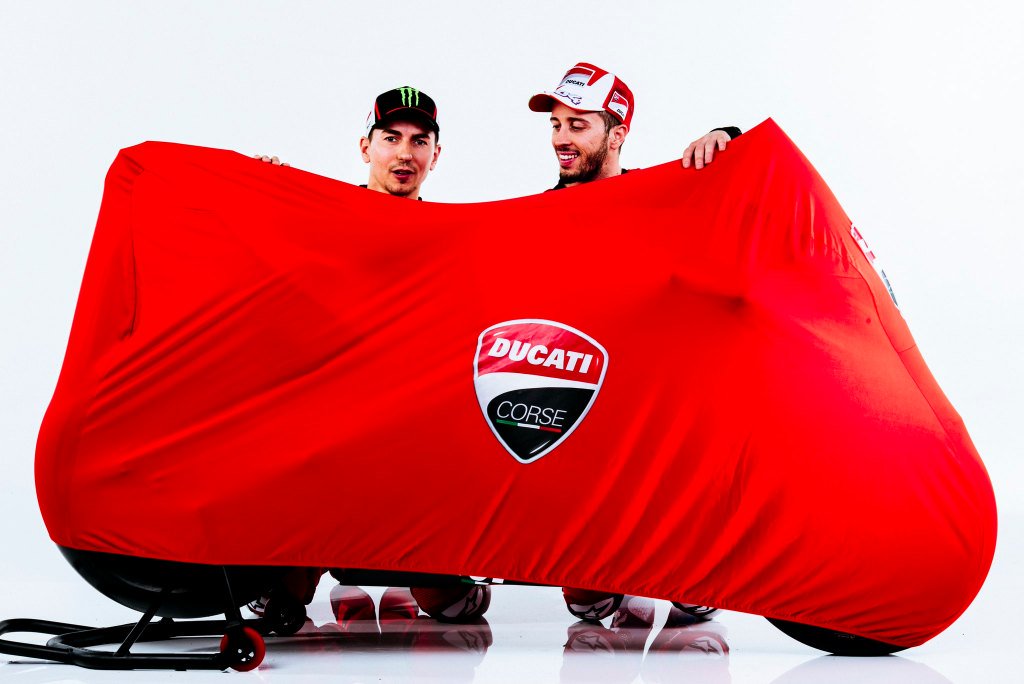 Mañana será la presentación #Ducati #MotoGP Team 2017 con Jorge Lorenzo y Dovizioso | goo.gl/1a1nZS