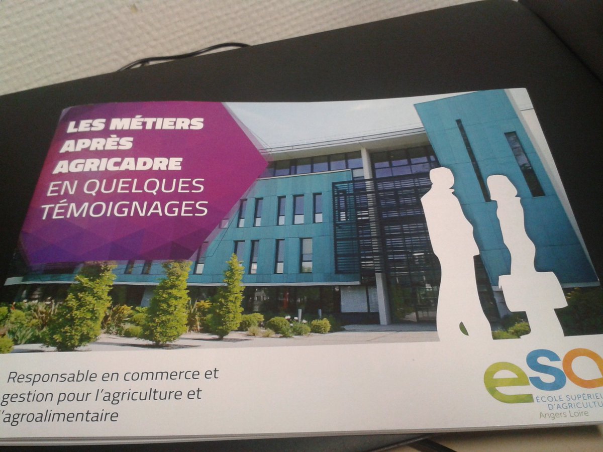 AGRICADRE_ESA's tweet photo. @Groupe_ESA présent le 20/01 à @institutgenech #Forum #PostBTS @CneapEc pour présenter #formations #agriculture #commerce #gestion https://t.co/RwxZlwfNcb