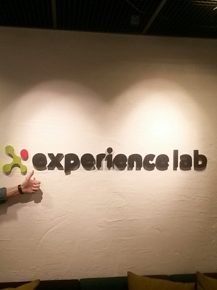 peppa261's tweet photo. Bra fiilis i Experience Lab #hittarättdigitaltverktyg #medietanken2017 https://t.co/nhjXgse1kT