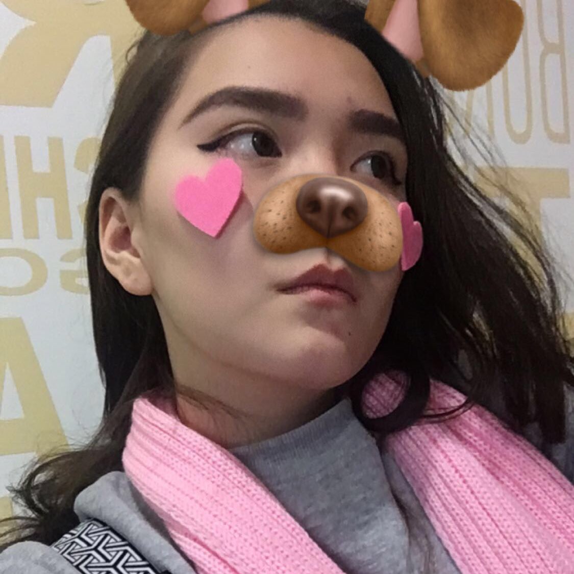 Анжес - АНЯ ЖИ ЕСТЬ ✋🏻
Все запредельно заурядно 🐷
