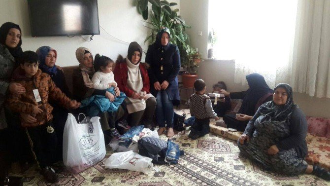 KilisGundemi's tweet photo. Kilis Belediyesinden Anlamlı Ziyaret: KİLİS BELEDİYESİ KONAKLARINDA GÖREVLİ… https://t.co/Lv8sRk8zEF #Kilis #Anlamlı #Belediyesinden https://t.co/TFbRloZbIP