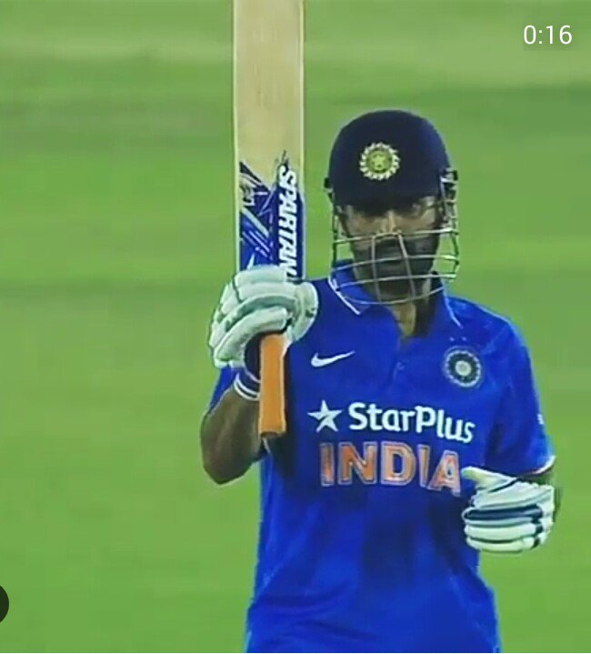ViratBomB's tweet photo. Very happy for @msdhoni as he completed his 10th Odi 💯 form is temporary class is permanent #VintageDhoni #INDvENG https://t.co/PnLXo9kglT