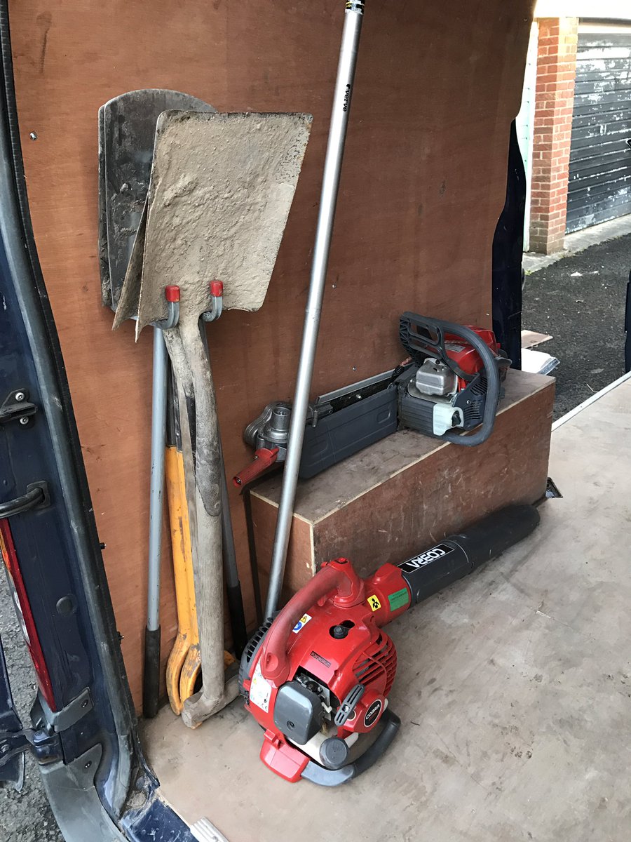 GardeningJandJ's tweet image. Keeping things professional and well organised is key to success #@GardeningJandJ  jandjgardening.com