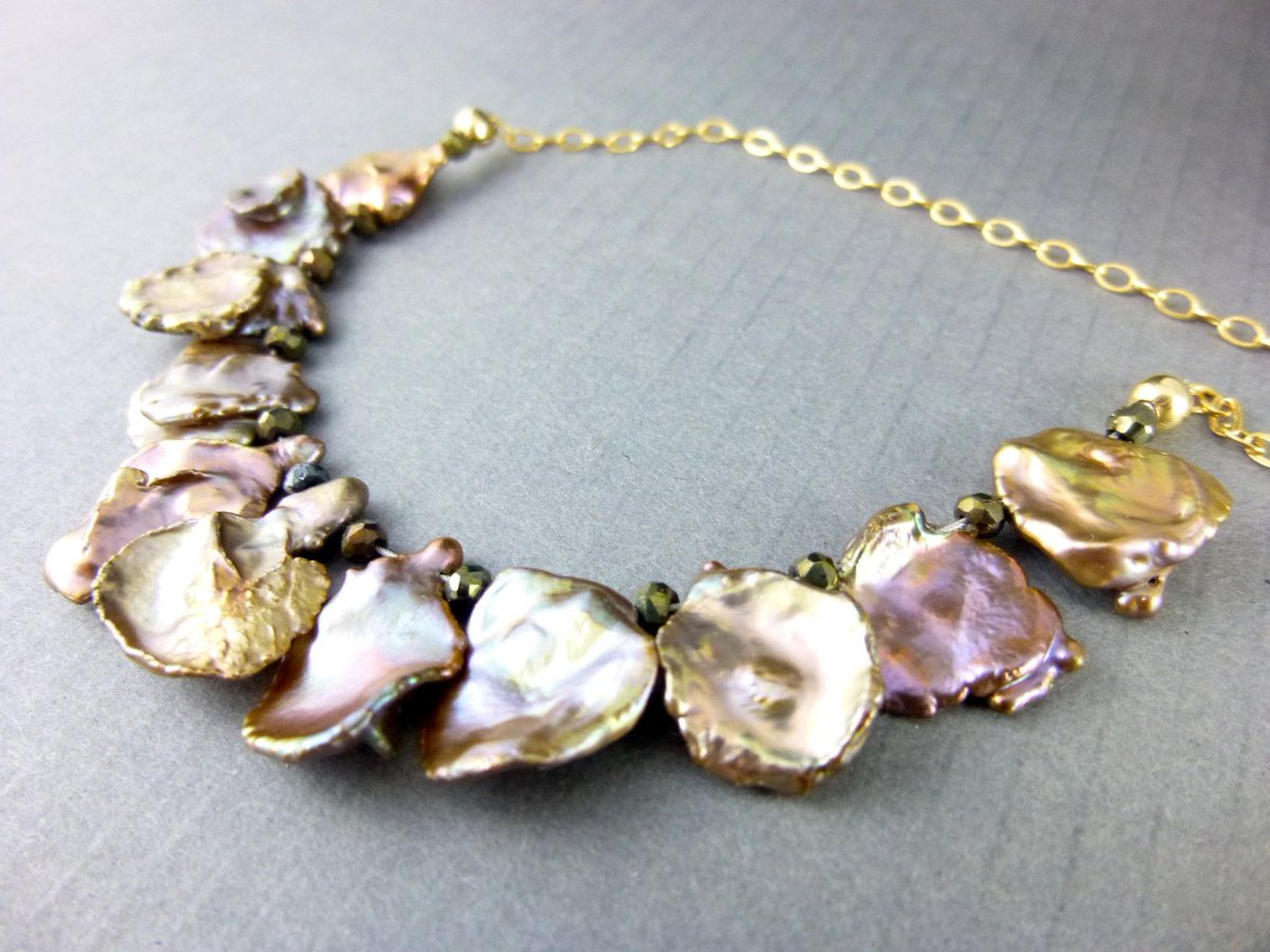 EarthEnergyGems's tweet image. Lustrous Keishi Pearl Necklace, Copper Keishi Pearls &amp;amp; 14kt Gold F… bit.ly/2dtMRgK #etsymntt #jewelryonetsy