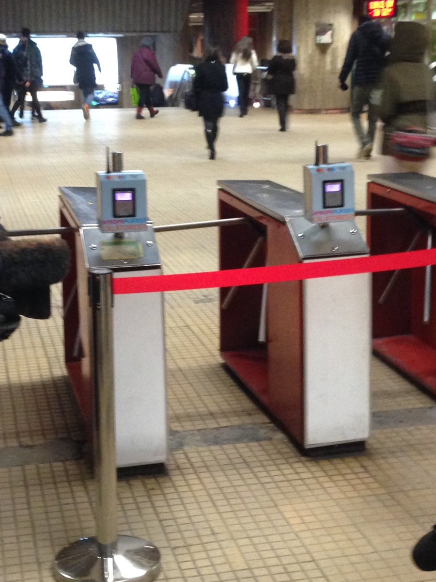 bogdanul's tweet image. Ceva nou la metrou. #metrorex