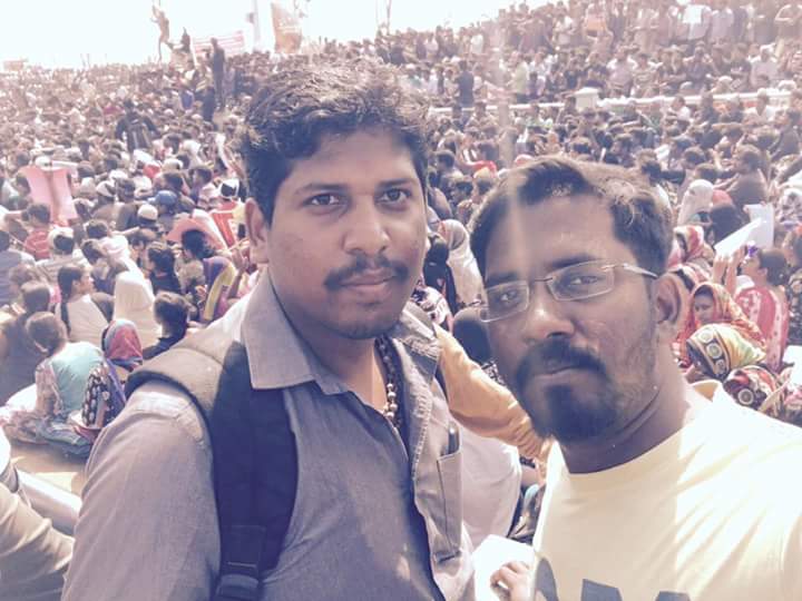 ImKarthi's tweet photo. Protest is getting more intense.
 cant stop us until you lift the ban.Engala samalikkave mudilala #Banpeta
#weneedjallikattu
#jallikattu https://t.co/XI12dneWau