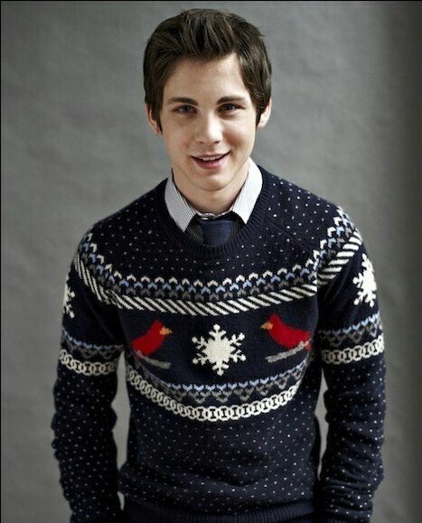 Uma beleza dessas HAPPY BDAY LOGAN LERMAN 