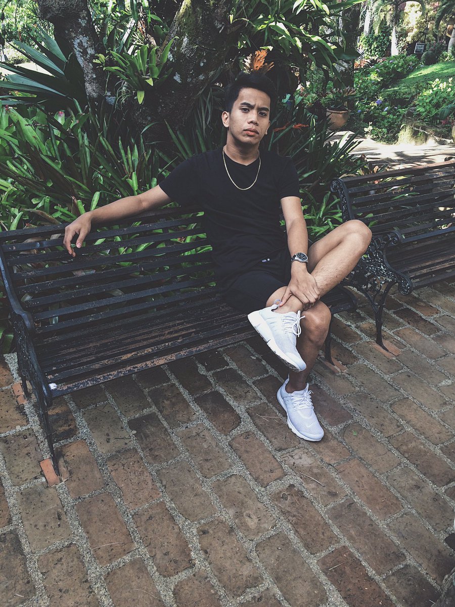 darrengio_'s tweet photo. Nasugbu,Batangas #retreat https://t.co/ur5CQeew2O