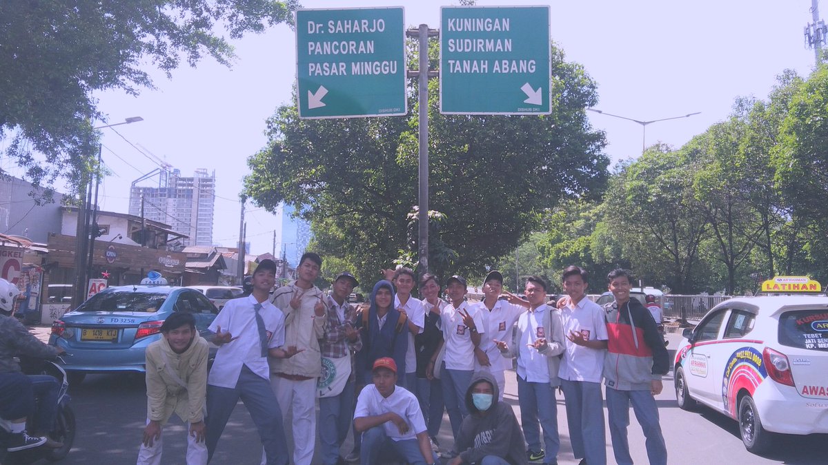PARAH30KM_'s tweet photo. Nyari yang dikit lagi ultah sampe ngalong keselatan, mana nih yang H-1! https://t.co/6G0rNJc3jH