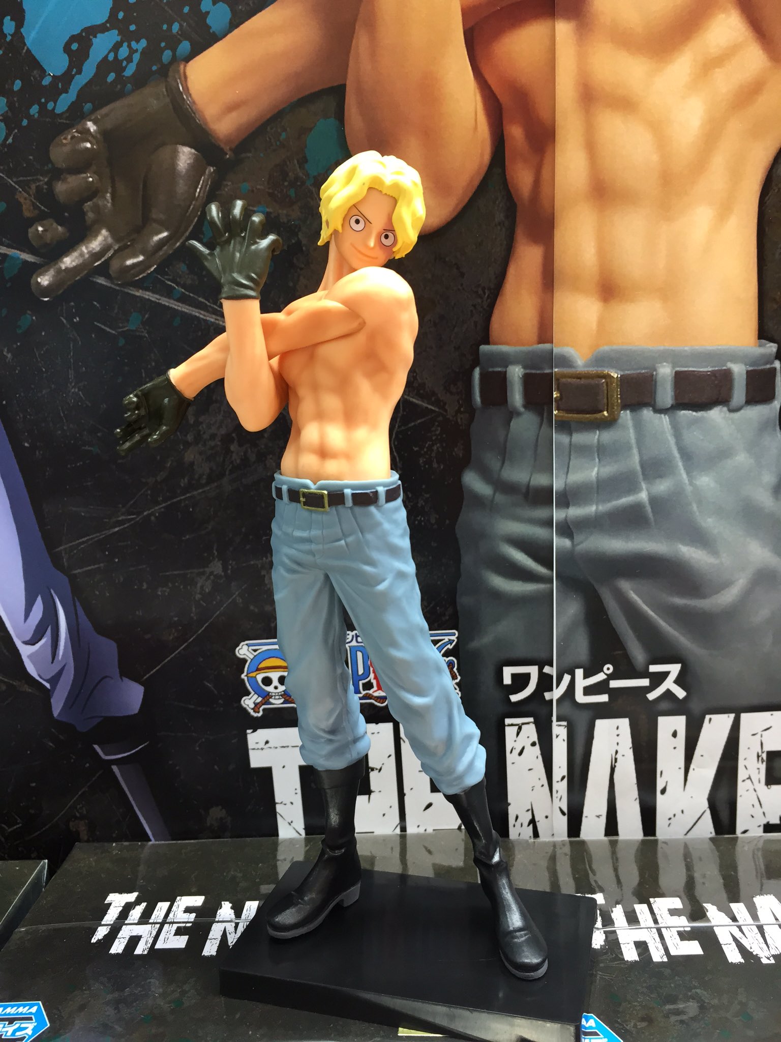 タイトーステーション 佐野新都市店 新景品のご案内です ワンピース ｔｈｅ ｎａｋｅｄ 17 One Piece Body Calendar ｖｏｌ ３ 入荷しました 今回は革命軍 サボです 素晴らしい筋肉ですね O ﾟ ﾟ O この筋肉を是非お家で