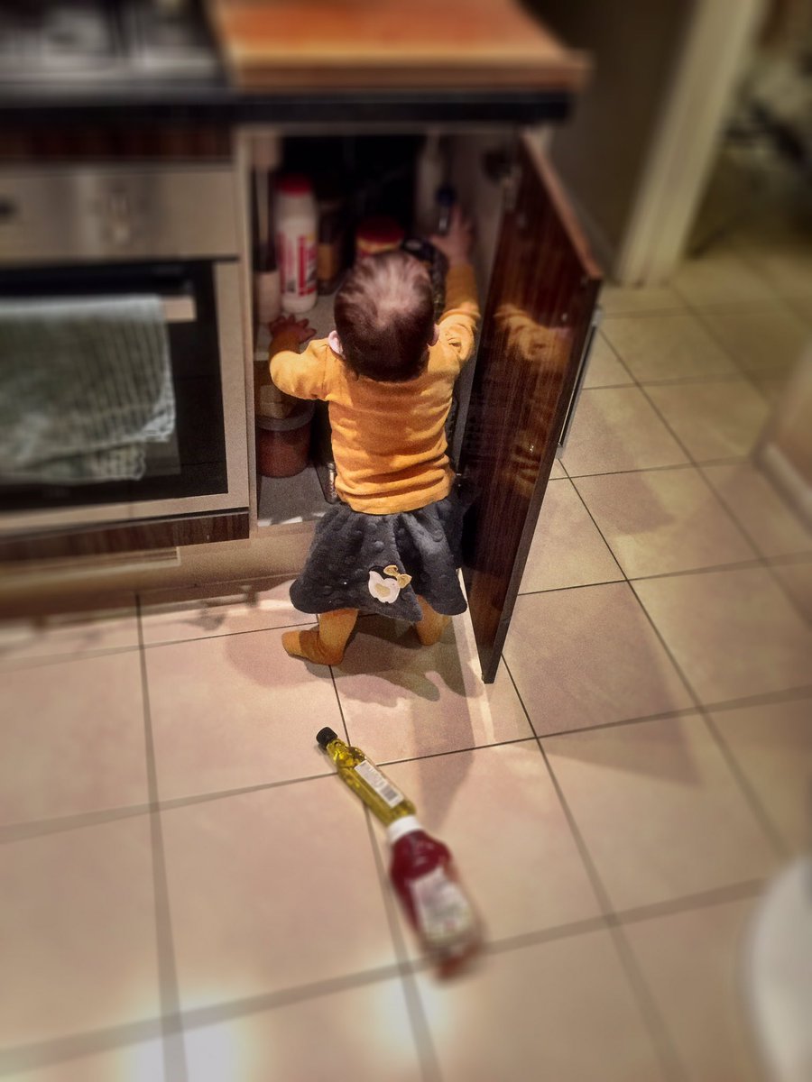 Jasepeters82's tweet photo. Caught in the act #dadlife #nosleep #daughter #love https://t.co/InHk6ZHSNc