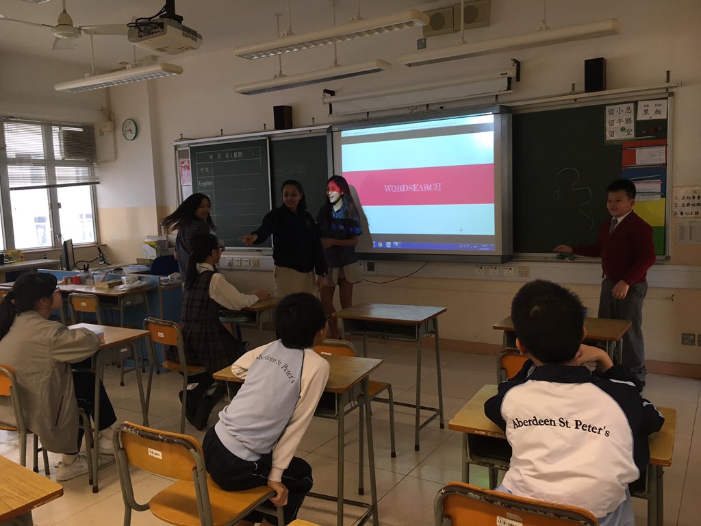 pakyuen1's tweet photo. Having fun! TEFL Local Link Term 2 - learning about animals and pets at Saint Peter's Primary School Aberdeen.    #wis_hk https://t.co/CYvSdlR0Wt