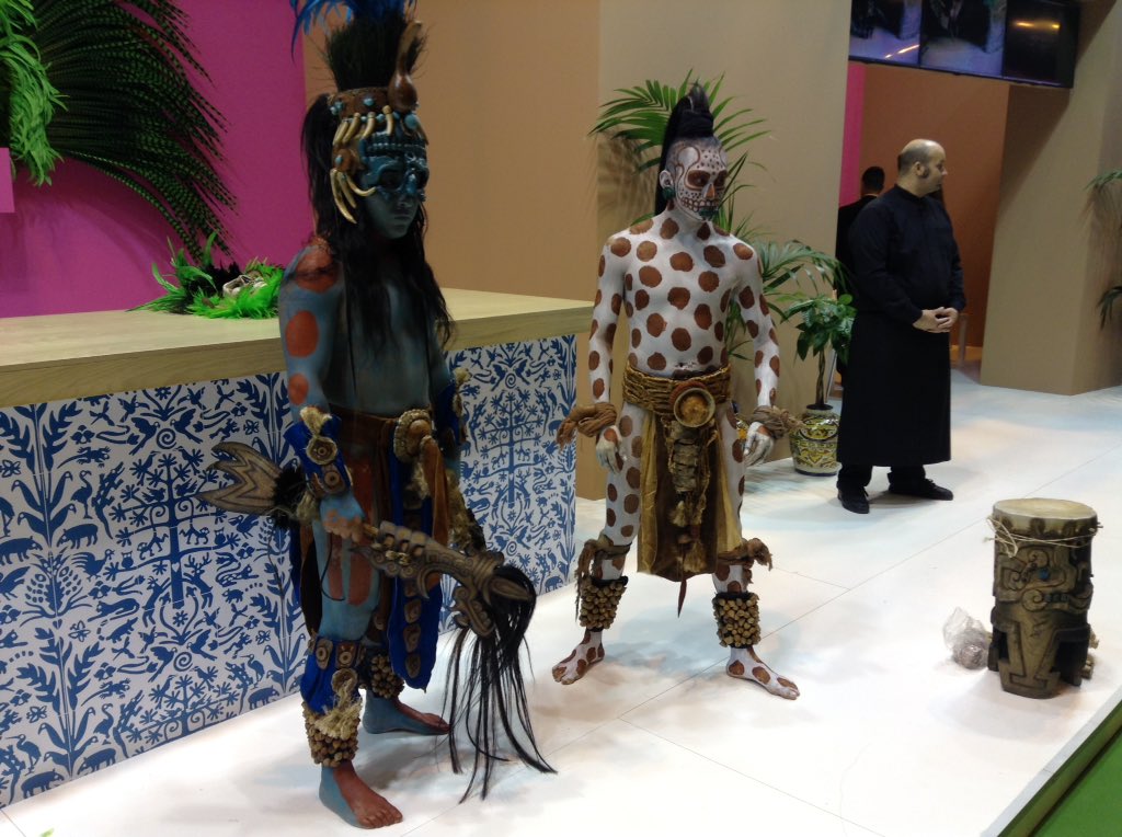 MarcoPoloenZap's tweet photo. En #FITUR2017 encontraras parte de la #Cultura Universal. #FITURBlogger #Madrid @Trasme_oficial Vívela y cuéntala. 👏👍😉🌆📸 https://t.co/IbCCxynz6B
