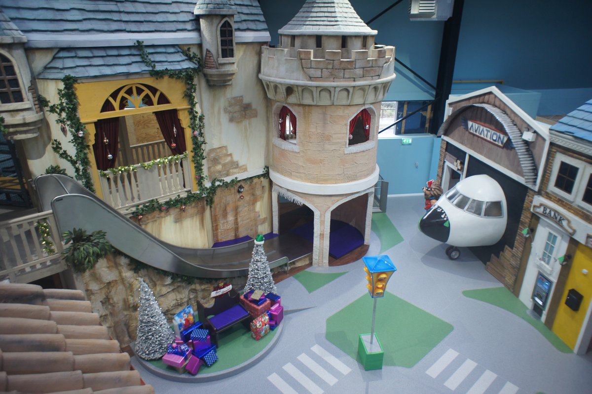 shareadream's tweet photo. Looking forward to @StGabrielsCentr joining us in Dreamland on this cold frosty morning and making the children feel really special! https://t.co/blyw5f7bAP