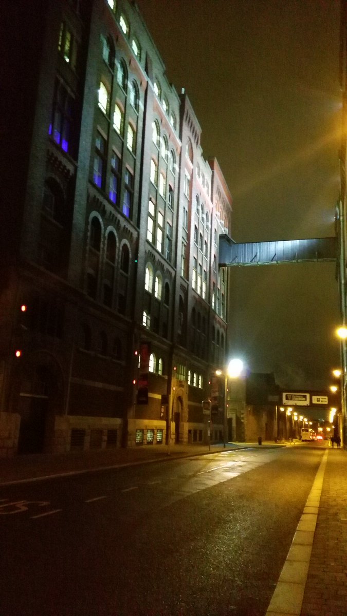 OldeEire's tweet photo. Now housing the most popular tourist attraction in Ireland, the former fermenting house of Guinness, designed by William Arrol. Built 1902-5 https://t.co/JK9o20NU1g