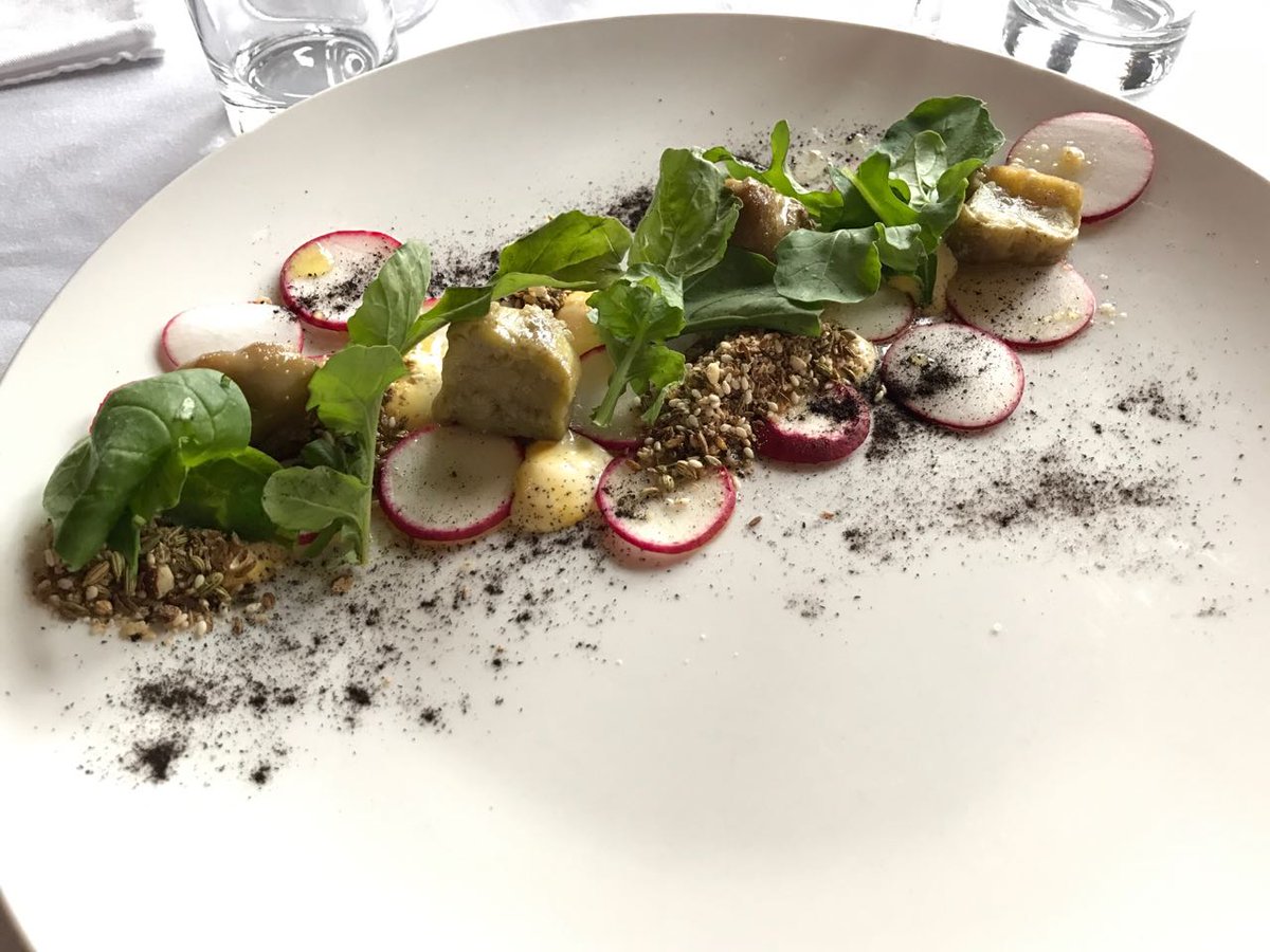 cubechef's tweet photo. Innovation and change - it's what we're about. The Cosmopolitan Bar, by Cube offers individual plates from our tasting progression at Cube https://t.co/9RHk0Z3TYV