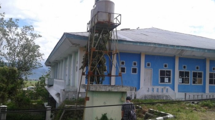 tribunjambiku's tweet photo. KONI Kerinci Bayar Rp 10 Juta Tempati GOR Rusak https://t.co/NuZjjSznG3 https://t.co/gS7aH3AwF4