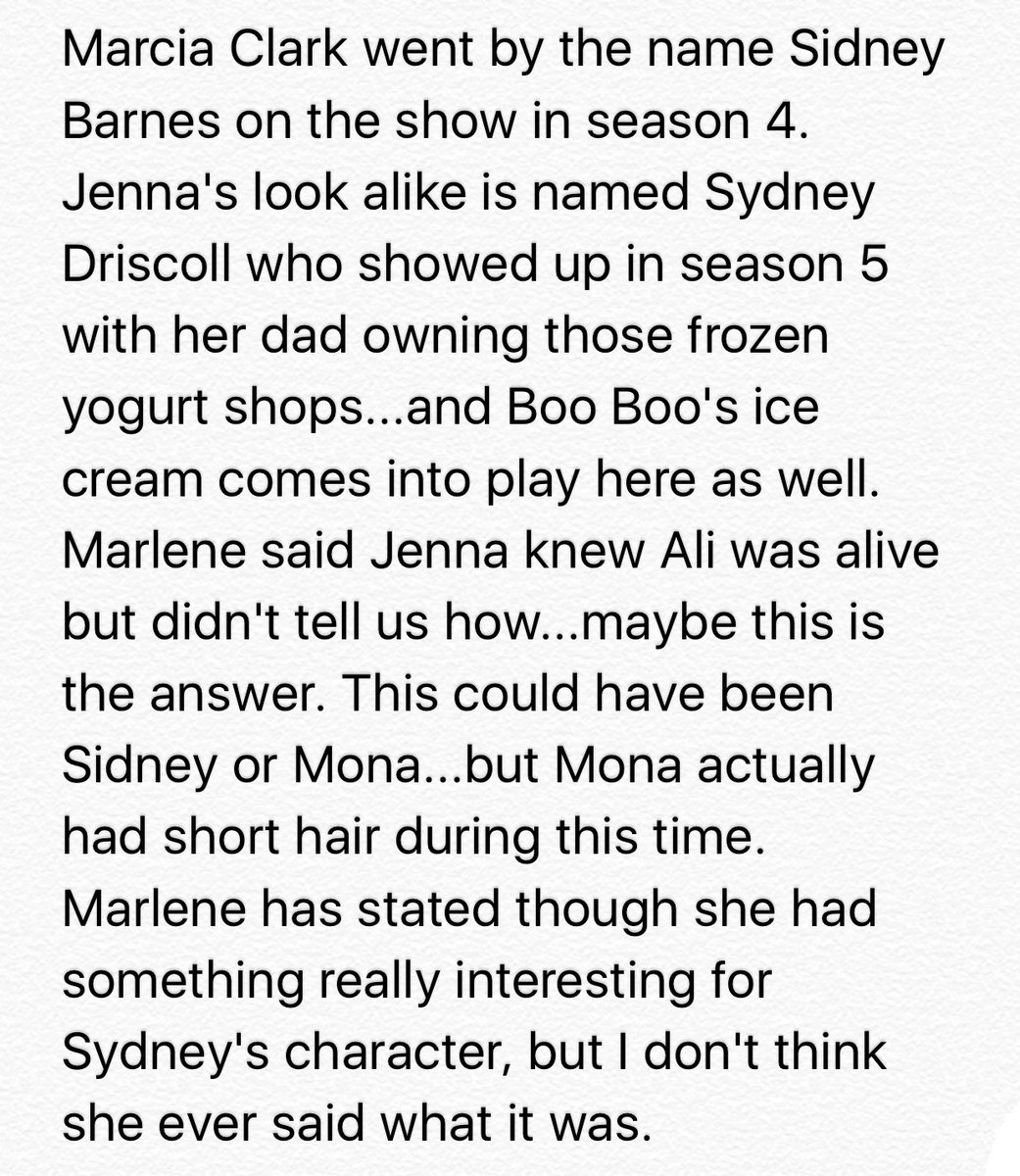 prettyliarsclue's tweet image. #PLLFunTheory The Trial of of the Century AD message black glove masks 🎭 oh my @imarleneking @thatmarciaclark @JanelParrish @chloebridges