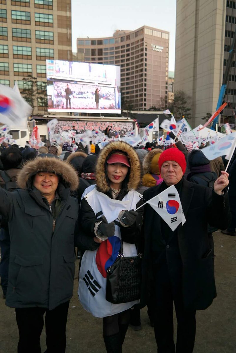 phoenix(선과 정의를 위하여) tweet media