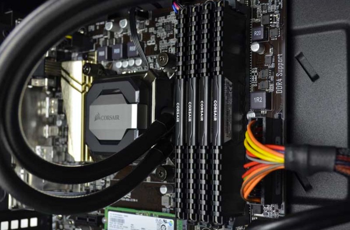 AECmagazine's tweet photo. @WSpecialists breaks magic 5.0GHz barrier with new Intel Core i7-7700K ‘Kaby Lake’ #workstation, the WS-X143
https://t.co/1tGgYQhbz8 https://t.co/kcPmswc8hB