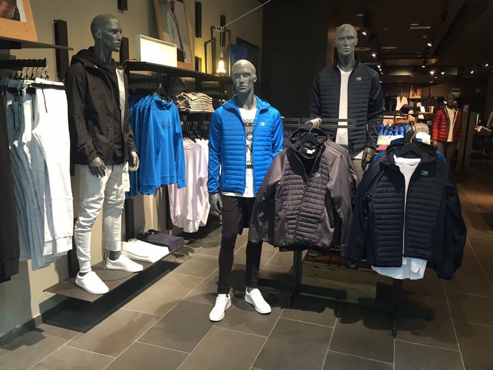 JackandJonesIRE's tweet photo. Basic Quilted Jacket #jjtech A lightweight layer you can wear pretty much all day, all year!Made from a Fabric that Ensures Quick-Drying https://t.co/Bf381ZzEZC