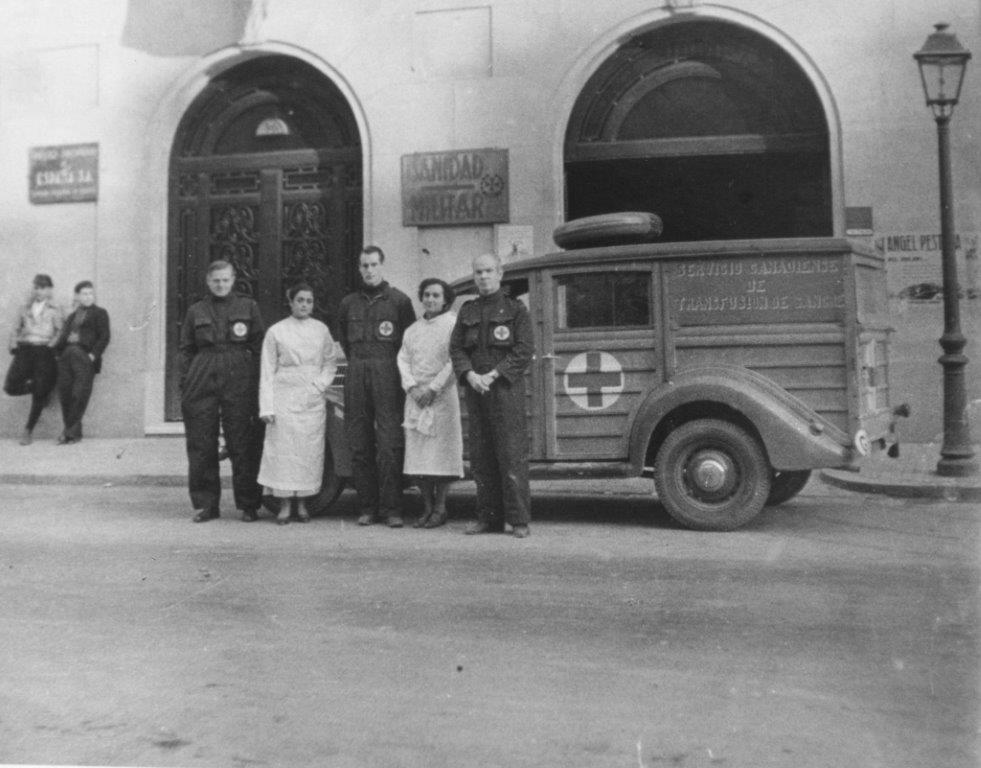 Llega a @CondeDuqueMAD la exposición sobre el doctor Bethune, brigadista y pionero de la medina humanitaria. bit.ly/2k6sJWj