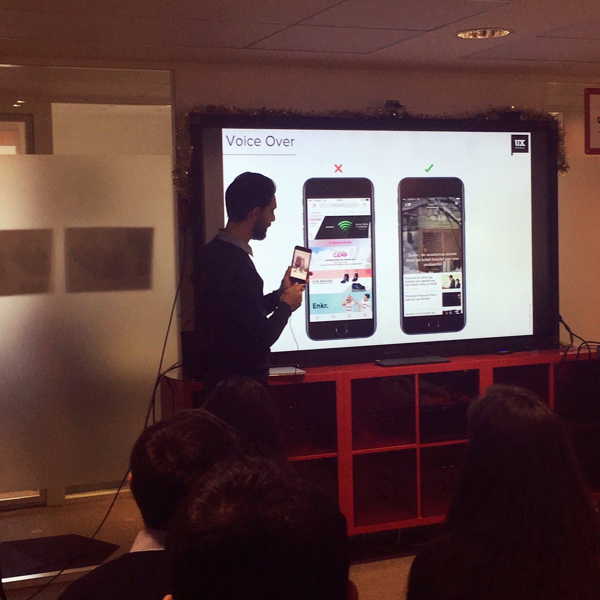 CarineWhatElse's tweet photo. L'#UX face à l'accessibilité par @StephChilton de la fondation #UXCommerce @UXRepublic #accessibility #uxdesign https://t.co/x37t12hXon