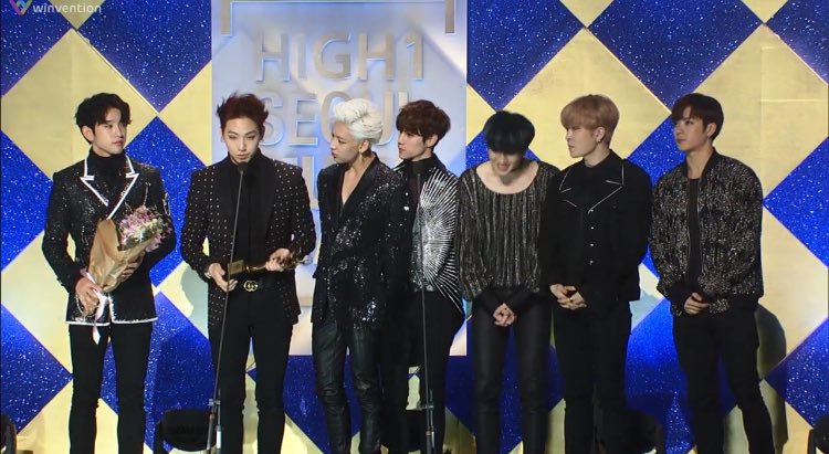I3amnoii's tweet photo. 🏆170114 GDA : Bonsang Award 
🏆170119 SMA : Bonsang Award
#AlbumDivision #TURBULENCE 😭😭😭😭💕💕 https://t.co/FtH8YPFkGu