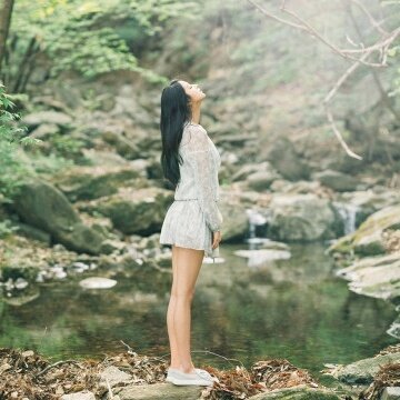 moodboard_kr's tweet photo. Park Minha mood board 🌼 https://t.co/TQYofkZw7U