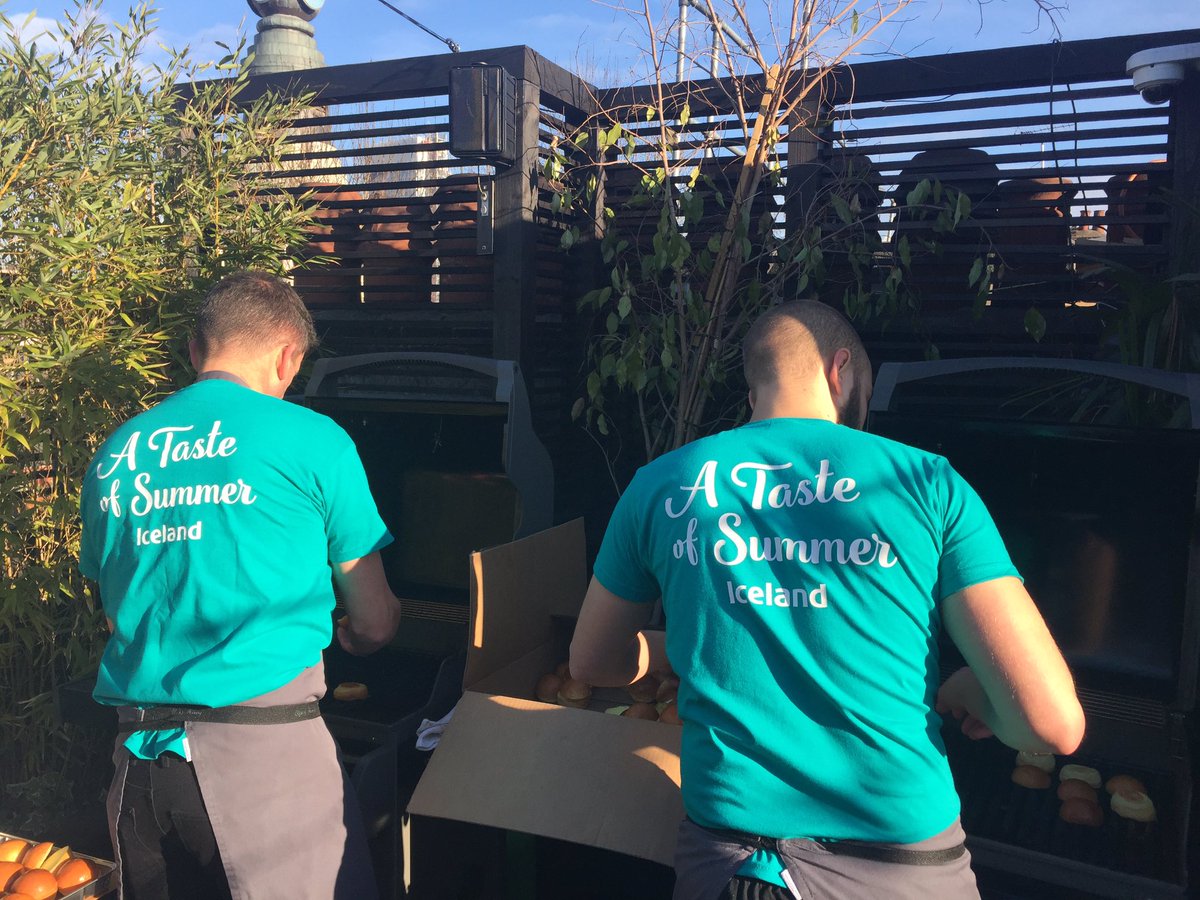 The #PowerofFrozen means you can BBQ all year round no matter the weather (however we've brought the ☀️ today) #IceSS17