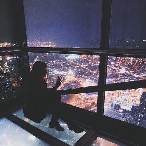LendingLuxury's tweet photo. Bright lights, big city π #LadiesWhoLUX #NYC https://t.co/6fMaQy7jxa