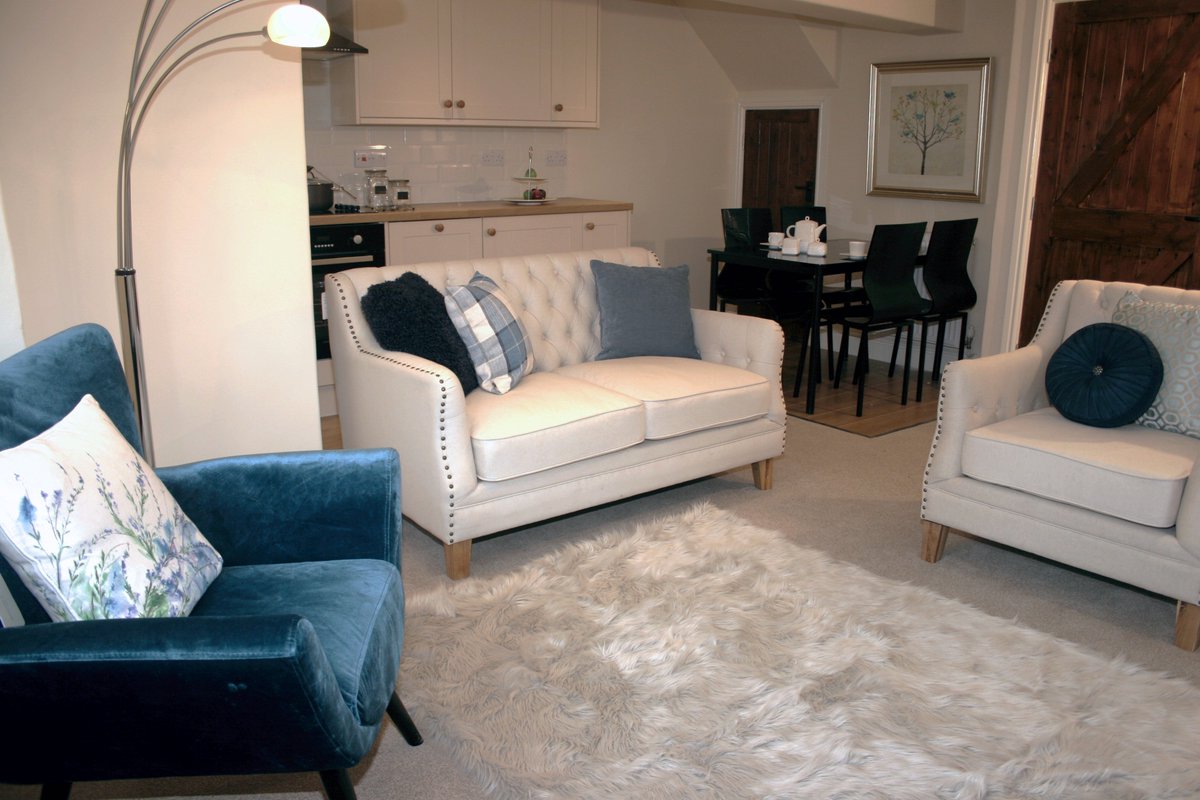 Redvers Home tweet media