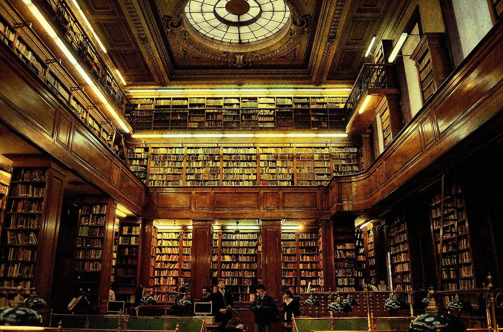 ~ROL~
Con: <a href="/Aledisptt/">Aledis Kanna</a> 
Lugar: Biblioteca 
"Gran confianza"🌹