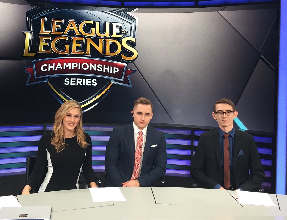 sjokz's tweet photo. Going live with the first EU #LCS Spring Split 2017 show in 5 minutes!! #ADcrew https://t.co/EP0BpUIGGd https://t.co/ShZCb4UmP4
