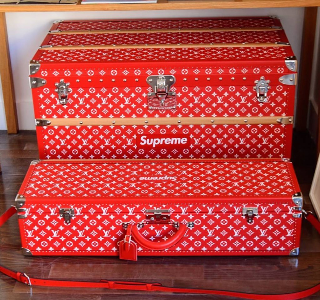 supreme lv luggage