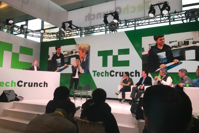 SiliconPrairie's tweet photo. Prairie meets CES: Top 10 #trends to watch in 2017 https://t.co/UQq6HXskMW #CES2017 #tech #AI #VR #drone #innovation https://t.co/2rHl7HyGRm