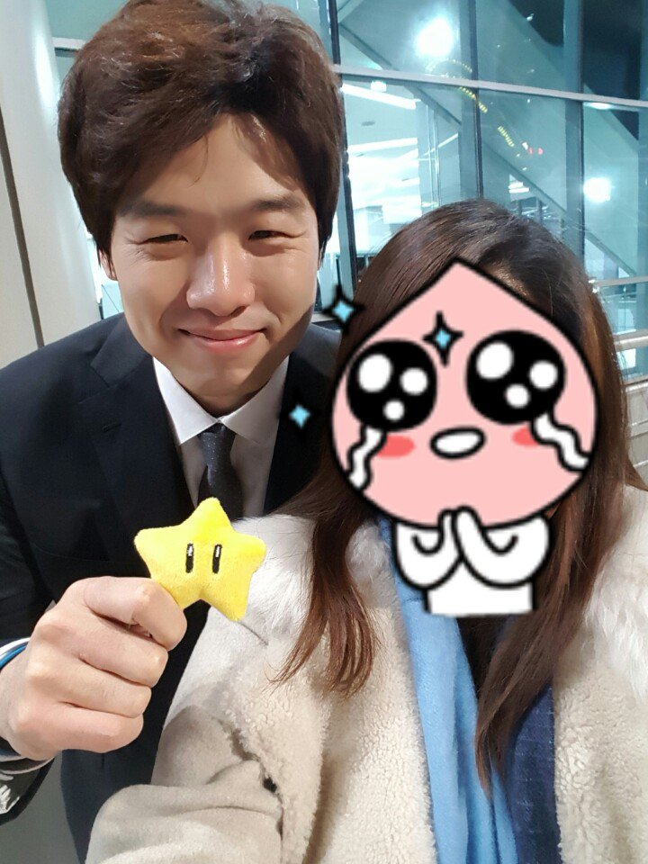 finn_weber_'s tweet photo. 올해 첫 직관 넘행복했다ㅠㅠㅠ....쵱 넘나리 존잘....끠지컬ㄷㄷㅠㅠ https://t.co/2XwMcy2S5e