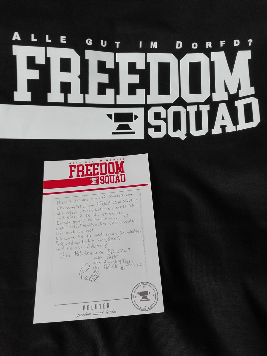 TheNextPlayerLP's tweet photo. @Paluten #Freedom #Minecraft #Nice #Freedomt-shirt https://t.co/j9TsJOs3o8