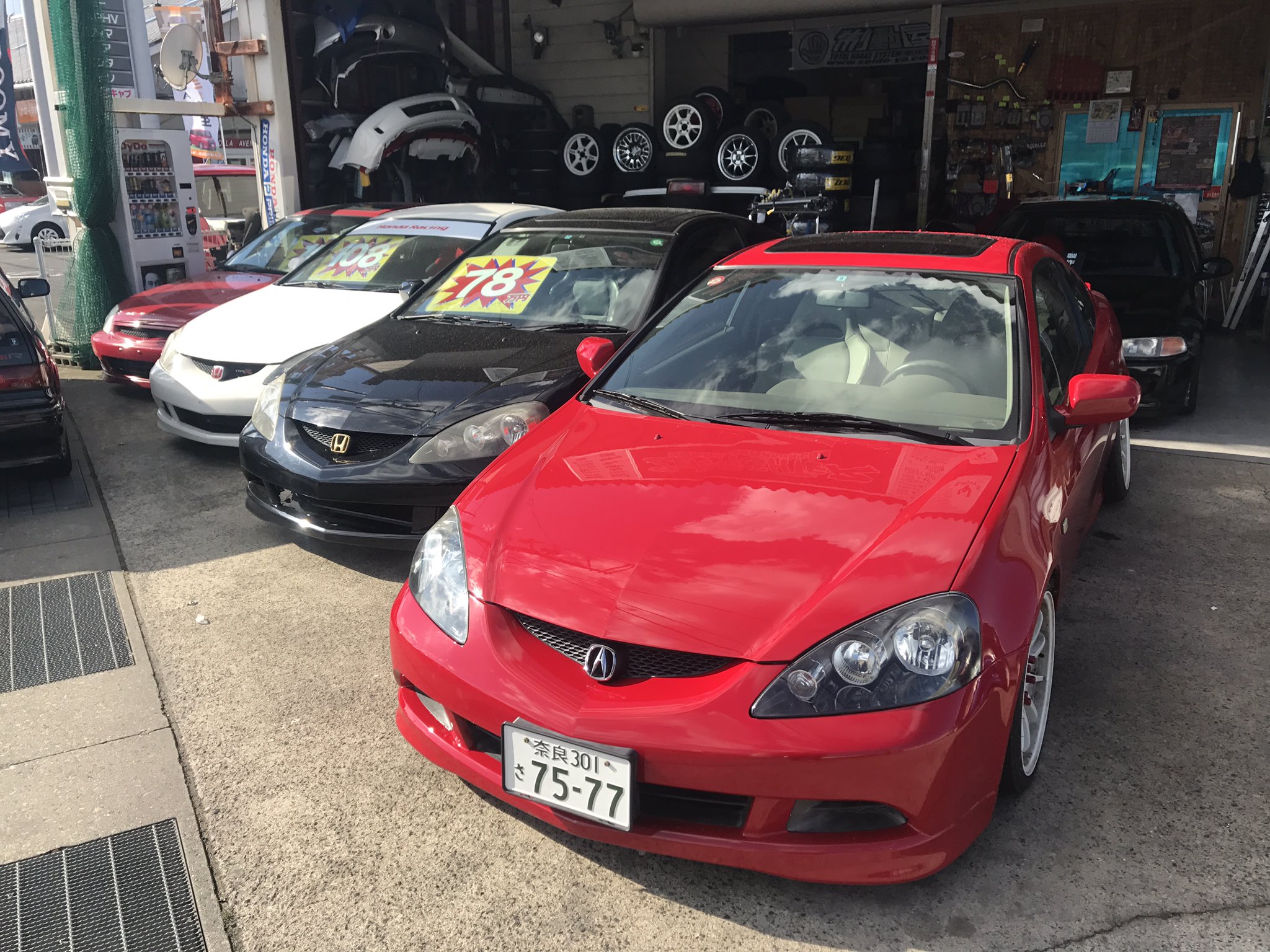 ゼロファイターオートカスタム タイプrにタイプsに逆輸入のrsx Dc5インテグラ後期専門店になってます Zerofighter Jdm Usdm Dc5 Hondaintegra Acurarsx 逆輸入 ゼロファイター インテグラ タイプr T Co Dmphdh5ukj