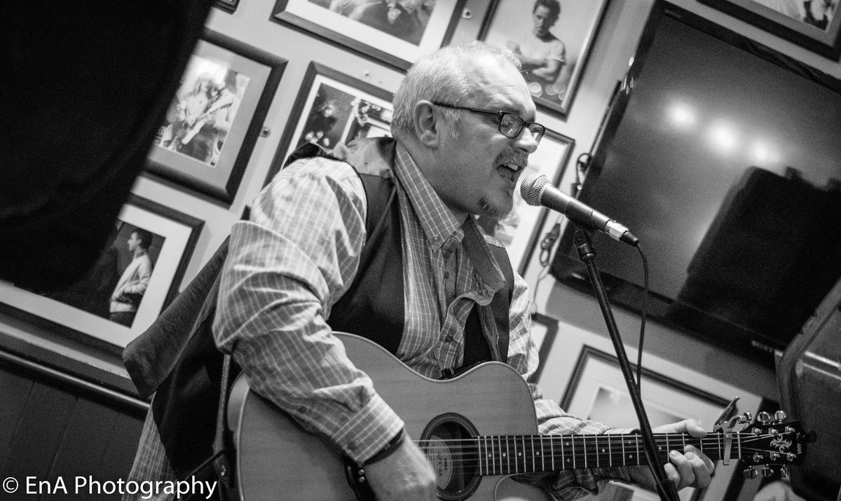 StorytellersThe's tweet photo. Thursdays mean @STOpenMic night

Starts around 8:30pm, ask at the bar if you've never played(and wanting too) for the organiser x https://t.co/tzrJVDKuo3