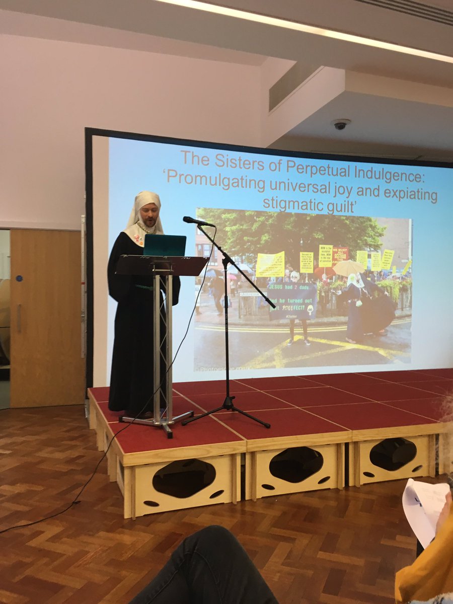 Life's a Drag tweet media