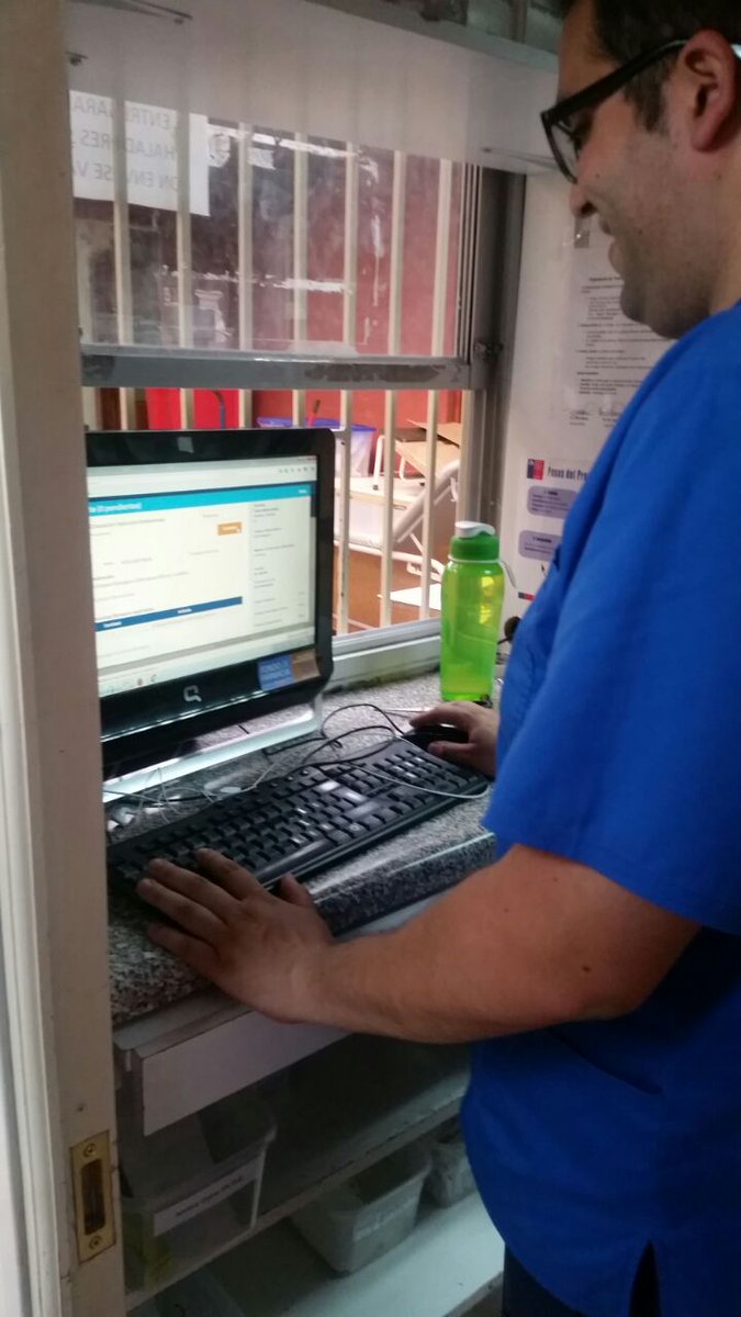 Rayen_Salud's tweet photo. Servicio de Urgencia Rural de @Mpirque cuenta con nuevo sistema @Rayen_Salud que aporta a un registro de atención en menos pasos #UX https://t.co/PomR2SJDYU