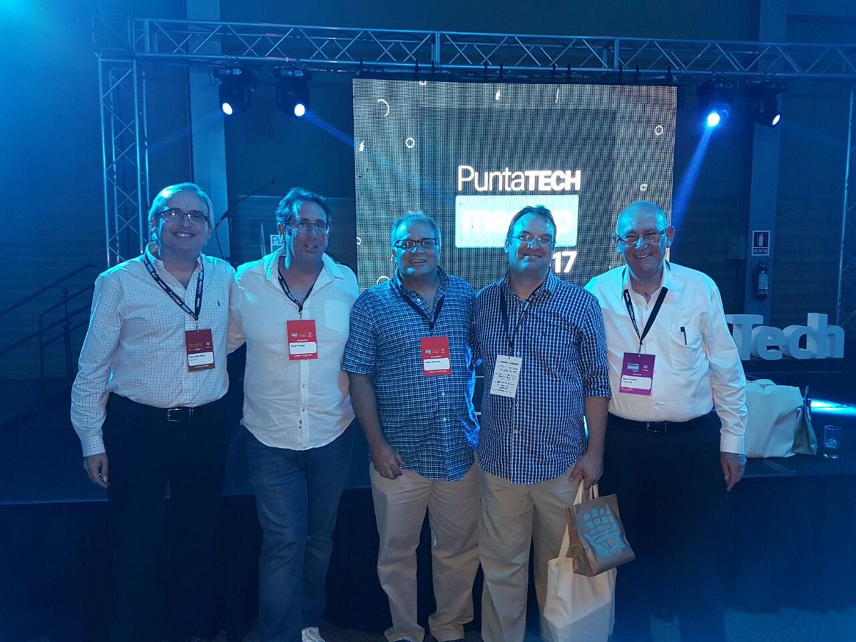 luisfoliva's tweet image. Foto de cierre de @PuntaTech #Puntatech2017