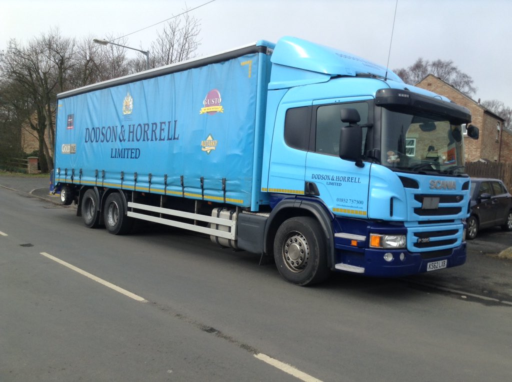 robsonandcowan's tweet photo. Latest delivery from @DodsonHorrell in at #@ScotsGap Lookout for the 20% EXTRA on @ChudleysDog Feed coming soon๐ถ๐ถ #FeedToTheNeed https://t.co/iLCdXKm9OK